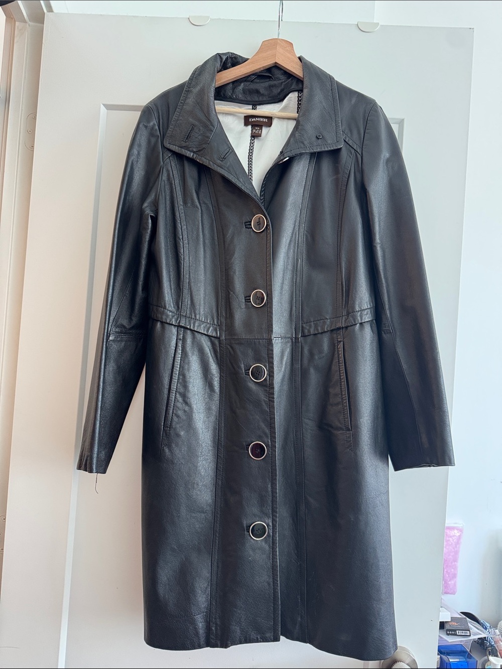Vintage Danier 100% Leather Trench M